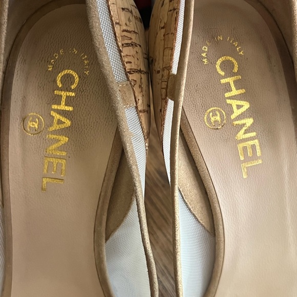 CHANEL 💫 Cork Heels - Picture 6 of 8